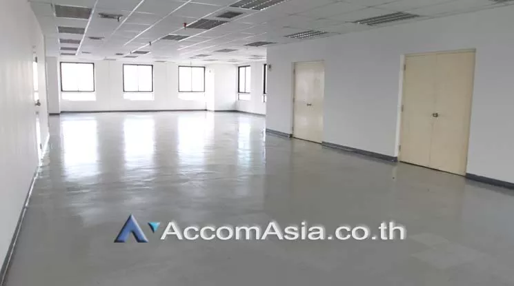 10  Office Space For Rent in Phaholyothin ,Bangkok MRT Phahon Yothin at Elephant Building AA18764